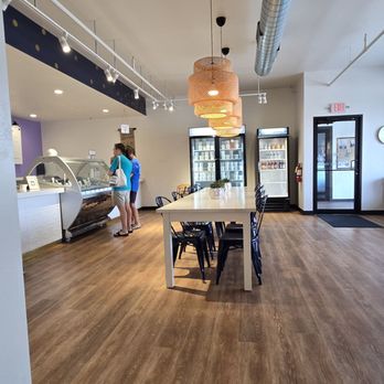 Sara's Artisan Gelato - What flavor should I get? - Gelato Near Me - Green Bay, Wisconsin Sara's Artisan Gelato - What flavor should I get? - Gelato Near Me - Green Bay, Wisconsin