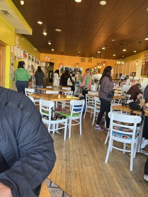 Courageous ELMHURST by null