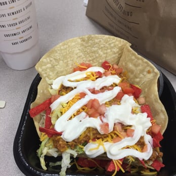 Taco Bell - They actually seem to take pride in their work!  Great job! - Fast Food Near Me - Jackson, Mississippi