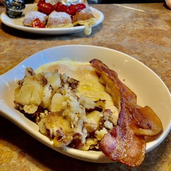 Huckleberry's - Breakfast & Brunch Near Me - Fresno, California