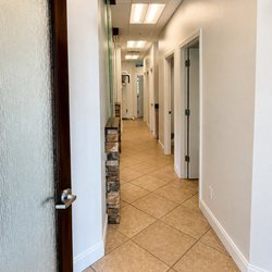 Siesta Dental - Hallway