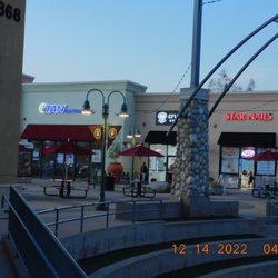 Santee Green Line Station - When you take a look around the center you see many areas that look close to the Viejas Casino outside the outside Ampitheater.