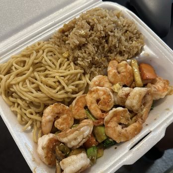 Sake House 2 - Shrimp Hibachi (also comes with soup) - Sushi Bars Near Me - Jacksonville, Florida