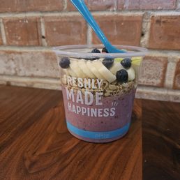 Acai peanut butter bowl Acai peanut butter bowl