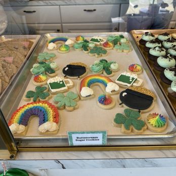 Kelsey Elizabeth Cakes - Bakeries Near Me - Rocky River, Ohio Kelsey Elizabeth Cakes - Bakeries Near Me - Rocky River, Ohio