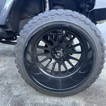 Precision Rim Repair - Before - Wheel & Rim Repair Near Me Precision Rim Repair - Before - Wheel & Rim Repair Near Me