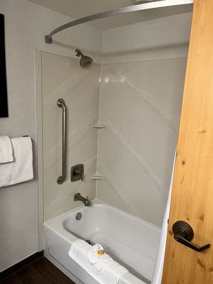 The Lodge at Geneva-on-the-Lake by null