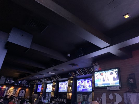 43 Bar & Grill by null