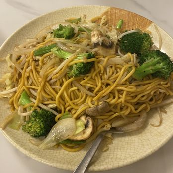 Hometown Taste - Vegetable Chow Mein - Chinese Near Me - Portland, Oregon Hometown Taste - Vegetable Chow Mein - Chinese Near Me - Portland, Oregon
