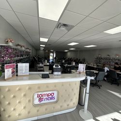 Tampa Nails - Inside