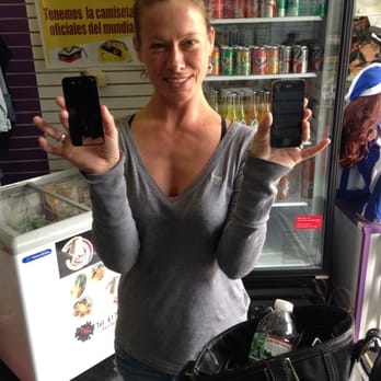 Boston Mobile Phone Repairs - People like you! 
iPhone 4S Repair in Boston - Electronics Repair Near Me - Somerville, Massachusetts