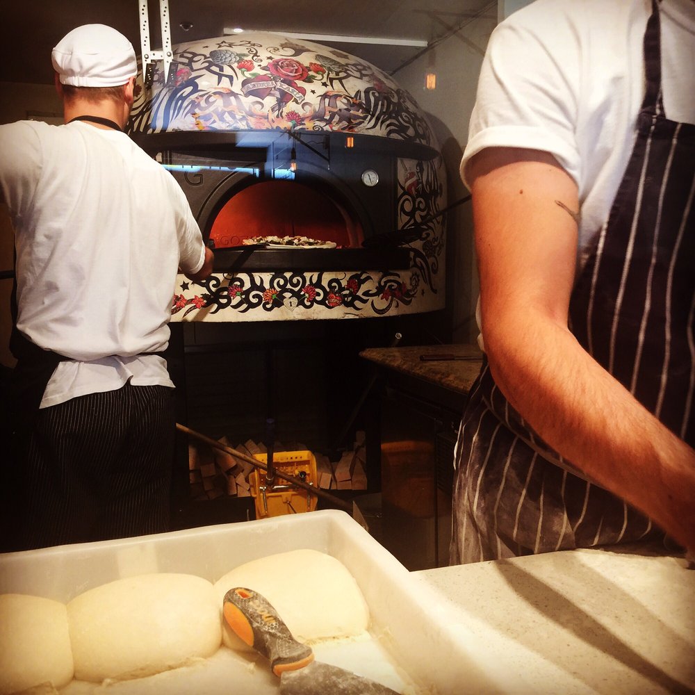 Bona Sourdough - Pizza Near Me - London, XGL