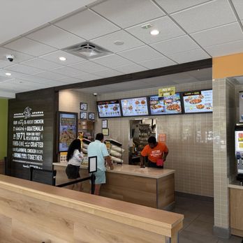 Pollo Campero - Front counter - Chicken Shop Near Me - Columbia, Maryland Pollo Campero - Front counter - Chicken Shop Near Me - Columbia, Maryland