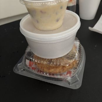 Frankie D's Bar-B-Que - Sides: Potato salad, mac and cheese, and peach cobbler - Food Trucks Near Me