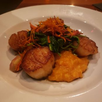Hubbard Grille - Scallops - New American Near Me - Columbus, Ohio Hubbard Grille - Scallops - New American Near Me - Columbus, Ohio