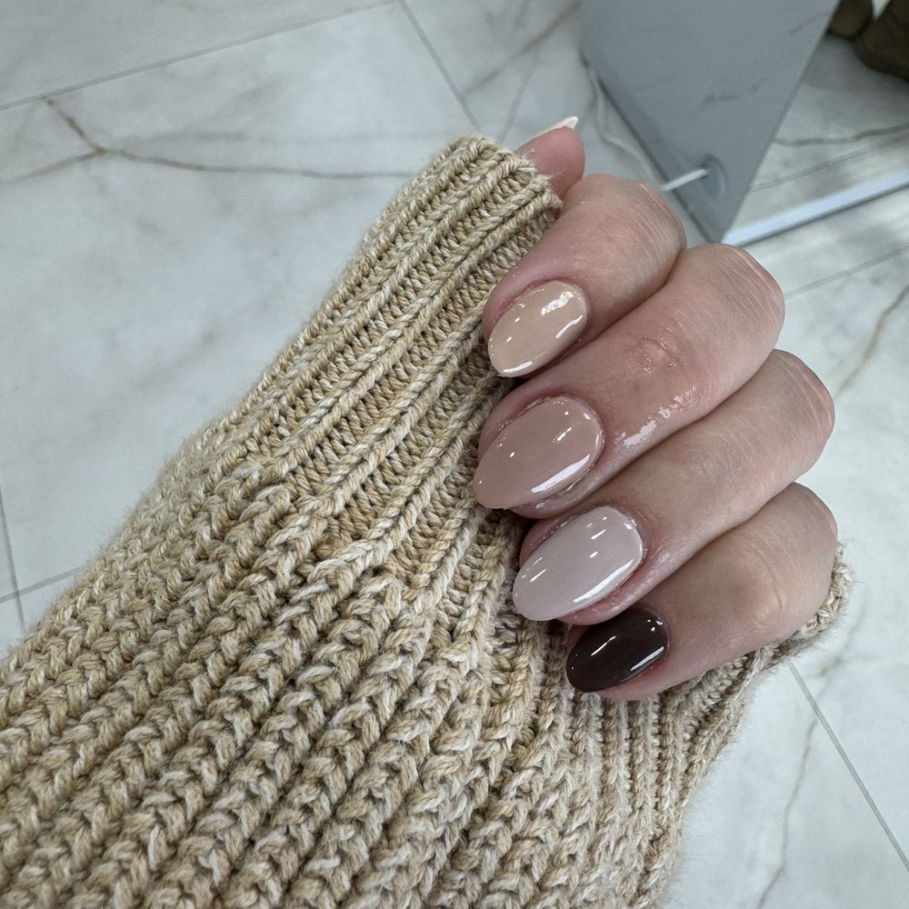 Classy Nails Lounge - Nail Salons Near Me - Phoenix, Arizona