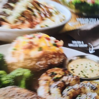 Outback Steakhouse - Steakhouses Near Me - North Haven, Connecticut