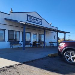 Rick's Roadside Cafe - This is an image of the front of the cafe.