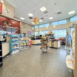 Wawa - Waiting area (for fresh/ warm food)