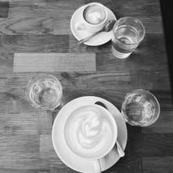 Café Jen - Malé a velké))