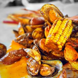Shell Shock Seafood House - Combo 2 | @whaevaeats