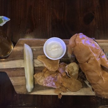 Chopshop Live - Ribeye Sandwich, House made chips, Draft Modelo - Music Venues Near Me - Roanoke, Texas