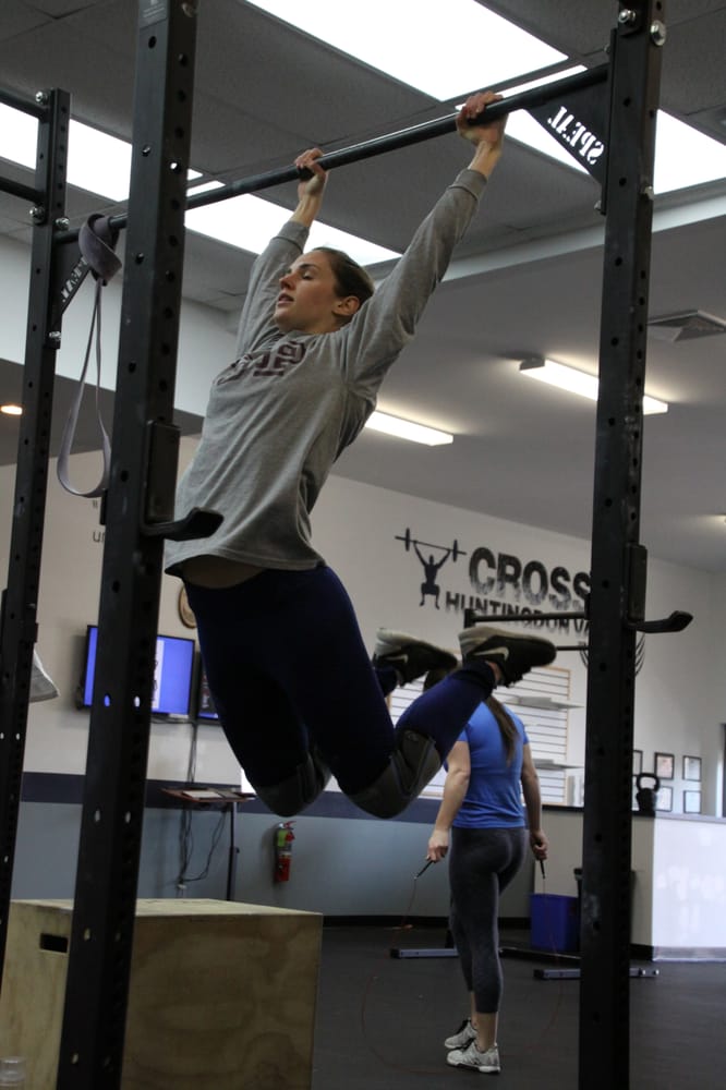 Crossfit Huntingdon Valley Logo