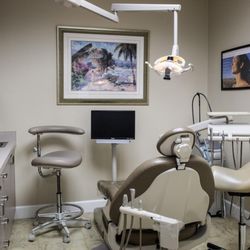Deborah L Simpkins, DMD - Patient Room