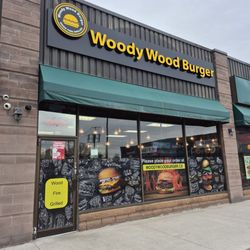 Woody Wood Burger