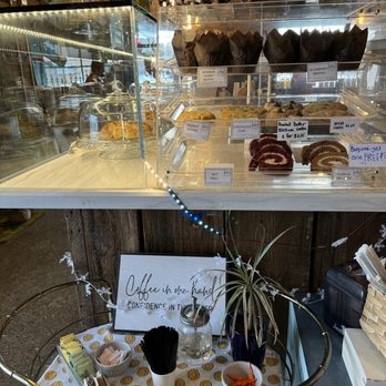 1904 Keller Kafe - a display of baked goods - Cafes Near Me - Medina, Ohio 1904 Keller Kafe - a display of baked goods - Cafes Near Me - Medina, Ohio