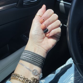 Harmony Nail Lounge - Dip polish - Nail Salons Near Me - Escondido, California