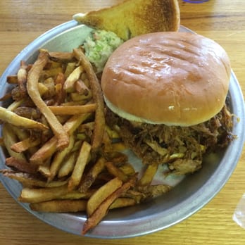 Big Dan's - Pulled pork and fries - Barbeque Near Me - Elizabethton, Tennessee Big Dan's - Pulled pork and fries - Barbeque Near Me - Elizabethton, Tennessee