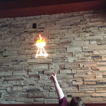 Weber Grill Restaurant - Would be weird to be taking pics of the folks eating here. - Steakhouses Near Me - Indianapolis, Indiana