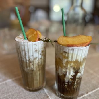 Fellows Cafe - Peaches & Cream Cold Brew - Breakfast & Brunch Near Me - Roswell, Georgia
