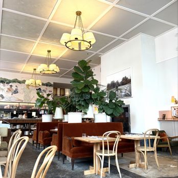 Restaurant Kinsley - Airy Vibes Only - American Near Me - Kingston, New York