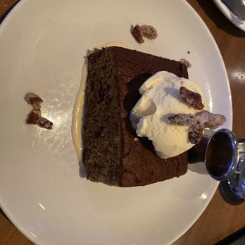 Moxies St. Albert Trail Restaurant - Sticky toffee pudding - Canadian (New) Near Me - Edmonton, Alberta Moxies St. Albert Trail Restaurant - Sticky toffee pudding - Canadian (New) Near Me - Edmonton, Alberta