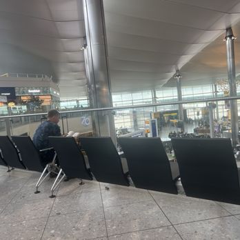 Heathrow Airport - Airports Near Me - Hounslow, XGL