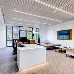 Abogada Ashley Immigration - Our receptionist area is warm and welcoming. Don't be shy stop by and schedule your consultation today.