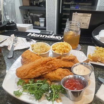 Southern Kitchen - Fried fish and shrimp, Mac and cheese and fried cabbage - Southern Near Me - Richmond, Virginia