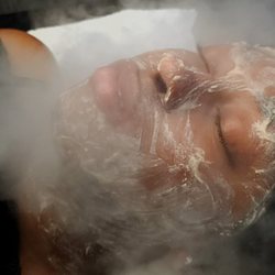 Lunamoon Aesthetics - Raspberry Brightening Enzyme Mask with Steam