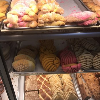 Los Tres Hermanos Bakery - Bakeries Near Me - San Jose, California