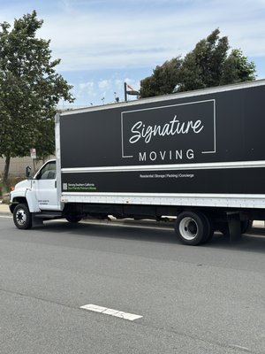 Trusted Moving Professionals - About Us
At Signature Moving, we turn moving day into a smooth and stress-free experience. Proudly serving Santa Monica and the greater Los Angeles area, our experienced team handles every detail with care, precision, and a commitment to customer satisfaction. Whether you’re moving a studio apartment, a family home, or a growing business, we make every move signature-quality.
Our Moving Services
Local & Long Distance Residential Moves
— Apartments, condos, single-family homes, and estates
Business & Office Relocation
— Disassembly, packing, after-hours moving, minimal downtime
Professional Packing & Unpacking
— Full-service packing, fragile/specialty item care, and organized unpacking
Loading & Unloading
— Rental trucks, storage pods, portable storage, and more
Furniture Assembly & Disassembly
— Beds, desks, shelving, and specialty furniture
Specialty Items
— Pianos, antiques, artwork, safes, and delicate valuables
Why Santa Monica Chooses Signature Moving
Friendly, insured, and background-checked crew
Punctual arrivals and clear communication
Upfront flat-rate or hourly pricing—no hidden fees
Careful handling and protection for your belongings
Free blankets, shrink wrap, and basic moving supplies
Flexible scheduling—same-day and weekend moves available Trusted Moving Professionals - About Us
At Signature Moving, we turn moving day into a smooth and stress-free experience. Proudly serving Santa Monica and the greater Los Angeles area, our experienced team handles every detail with care, precision, and a commitment to customer satisfaction. Whether you’re moving a studio apartment, a family home, or a growing business, we make every move signature-quality.
Our Moving Services
Local & Long Distance Residential Moves
— Apartments, condos, single-family homes, and estates
Business & Office Relocation
— Disassembly, packing, after-hours moving, minimal downtime
Professional Packing & Unpacking
— Full-service packing, fragile/specialty item care, and organized unpacking
Loading & Unloading
— Rental trucks, storage pods, portable storage, and more
Furniture Assembly & Disassembly
— Beds, desks, shelving, and specialty furniture
Specialty Items
— Pianos, antiques, artwork, safes, and delicate valuables
Why Santa Monica Chooses Signature Moving
Friendly, insured, and background-checked crew
Punctual arrivals and clear communication
Upfront flat-rate or hourly pricing—no hidden fees
Careful handling and protection for your belongings
Free blankets, shrink wrap, and basic moving supplies
Flexible scheduling—same-day and weekend moves available