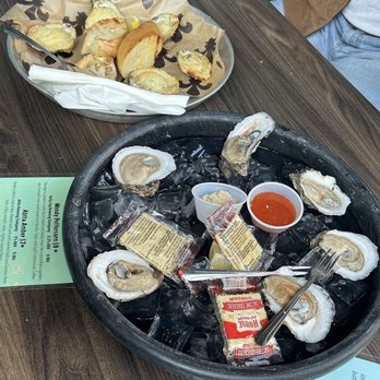 MRB Bar And Restaurant - raw oysters, Louisiana style oysters - Sports Bars Near Me - New Orleans, Louisiana MRB Bar And Restaurant - raw oysters, Louisiana style oysters - Sports Bars Near Me - New Orleans, Louisiana