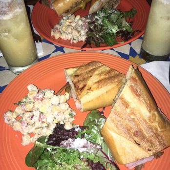 Cubana Cafe - Cuban Near Me - Brooklyn, New York