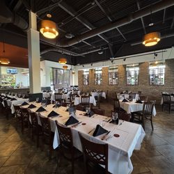 Gauchinho Brazilian Steakhouse - Nice ambiance