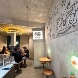 Wok to Walk - Interior