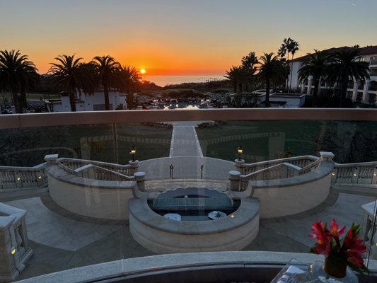 AVEO Table + Bar by null