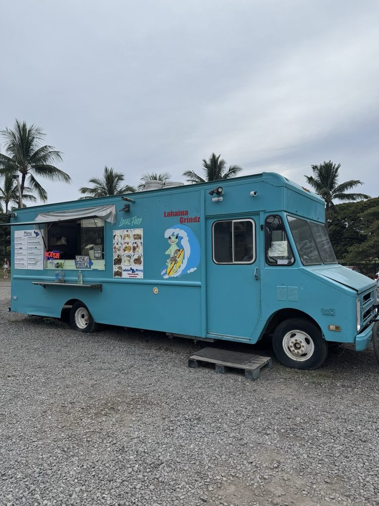 Lahaina Grindz Food Truck 