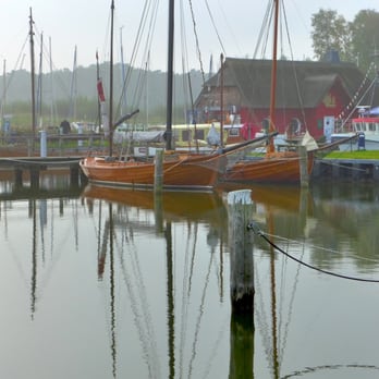 Boddenblick - Seafood Near Me - Dierhagen, MV