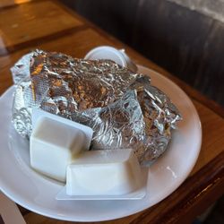 Carmen's Seafood Restaurant - Baked potato